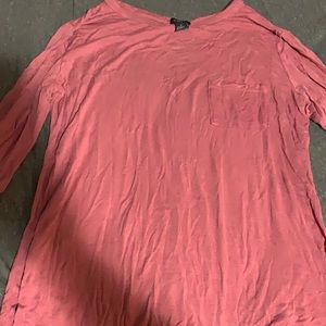 Dusty pink color half sleeve with detail down back